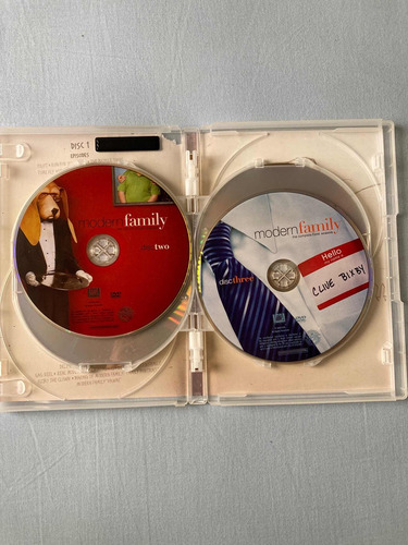 Modern Family / First Season Dvd X4 Set (Usado)