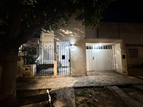 Venta Casa Las Palmas 4 Dormitorios