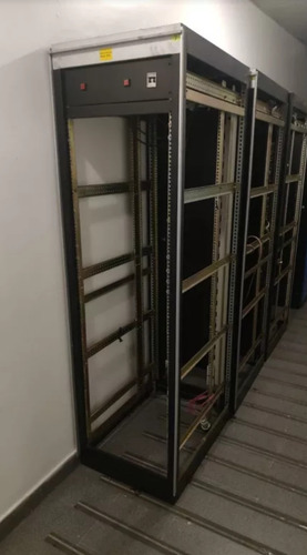 Rack 45 Unidades Completo Con Instalacion Electrica Gris Oscuro (Usado)