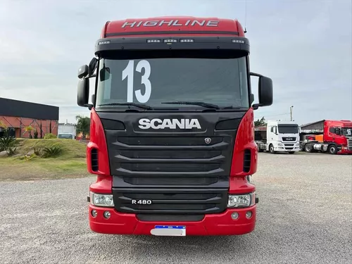 Scania Highline ano 2013, para aquele talento completo!, Nossos amIGos e  parceiros da Lelo Caminhões trouxeram esse Scania Highline ano 2013 para  aquele talento completo com pintura Prata Diamond e instalação