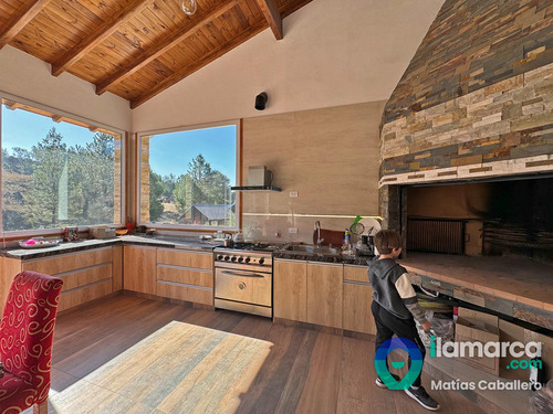 Casa Quinta A La Venta En El Durazno Única En Argentina Con Piscina Natural Sobre El Arroyo!