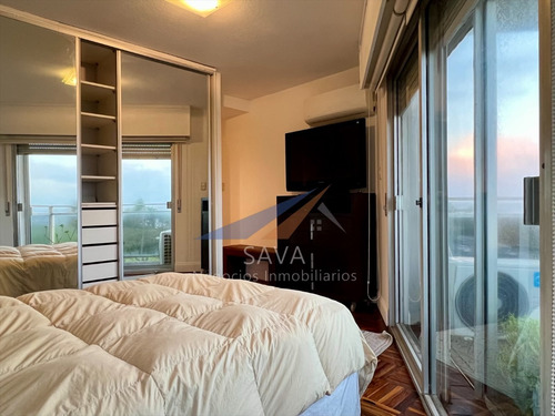 Alquiler Apartamento 3 Dormitorios + Servicio En Punta Carretas! A Pasos De La Rambla!