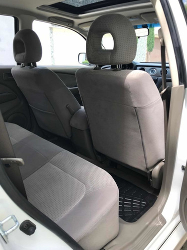 Imagen 10 de 12 de Mitsubishi Outlander 2006 2.4 Xls Aa Ee Qc At
