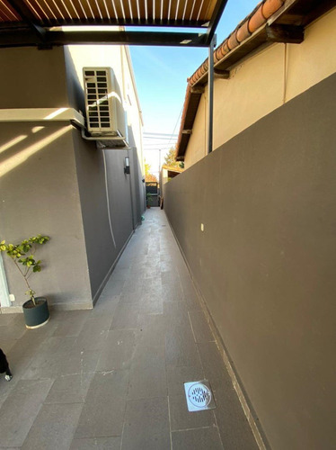 Casa En Venta En Ituzaingó, G.b.a. Zona Oeste, Argentina