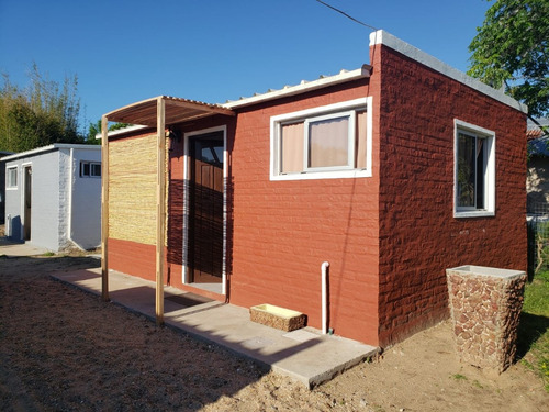 Imagen 1 de 12 de Casas De 1 Ambiente Con Baño. Alojamientos Sol Y Rio