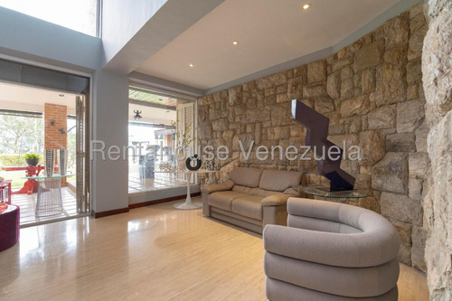 Casa En Venta En Alto Hatillo Caracas Jardin Vista Panoramica Angela Tochon
