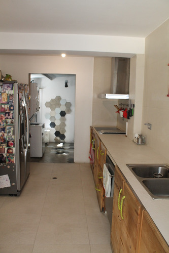 Townhouse En Venta En La Urb. Altos De Santa María. Mérida.