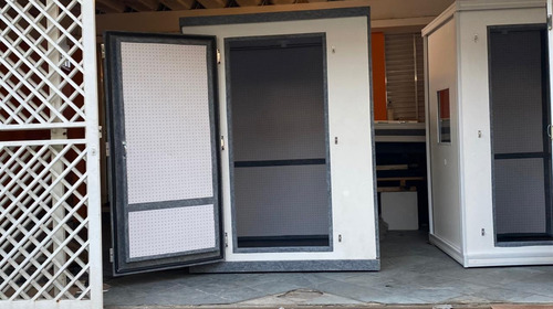 Imagem 2 de 9 de Cabine De Locução/gravação