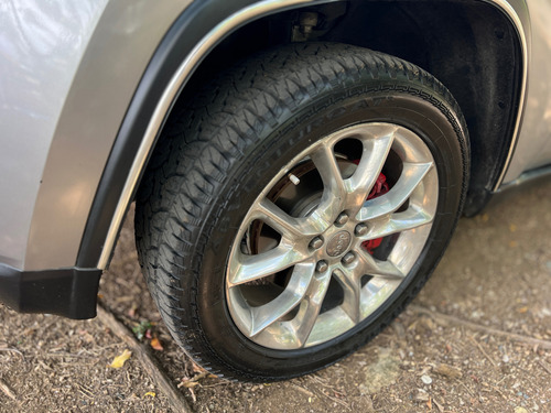 Jeep Grand Cherokee Laredo 2014