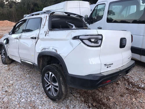 Imagem 3 de 12 de Sucata Fiat Toro 2.0 2017/2017 Volcano At D4 Retirada Peças