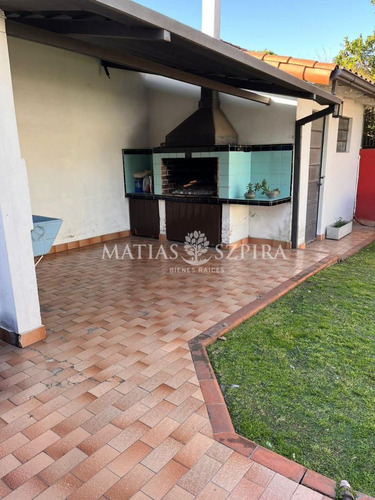 Casa Refaccionada A Nuevo Con Parque Excelente Ubicación