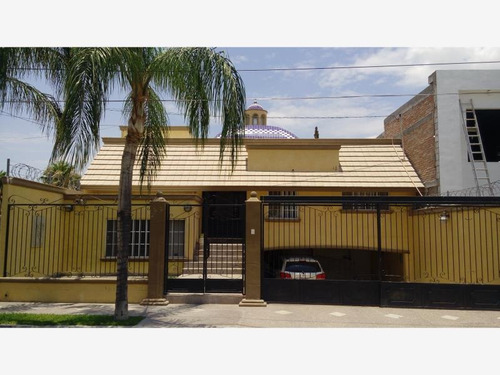 Imagen 1 de 8 de Casa En Venta En El Campestre