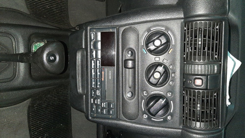 Corsa Sedan Gl 1.6 Mpfi - Automático - 98/99