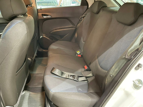 Imagem 12 de 12 de Hyundai Hb20 1.6 2015 Comfort Style Automático Completo