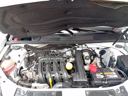 Renault Sandero 1.0 16v Expression Hi-flex 5p