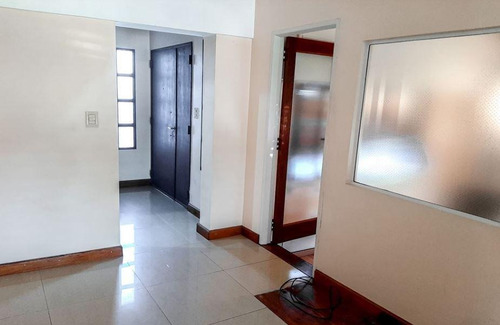 Imagen 17 de 30 de Casa Venta 4 Dormitorios, 4 Baños Y Piscina-lote 383 Mts 2 Y 230 Mts Cubiertos- La Plata