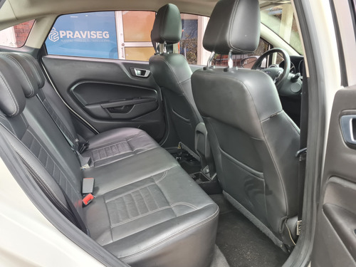 Ford Fiesta Titanium 1.6cc AT AA 4X2