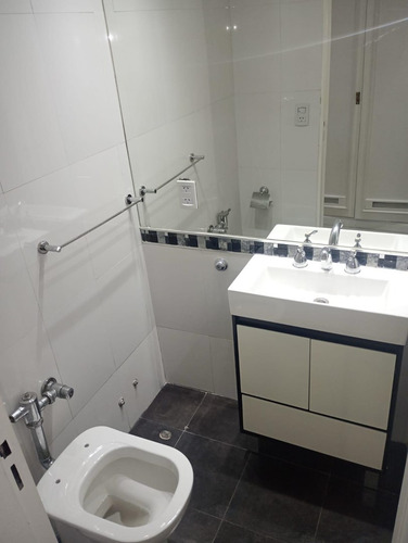 Departamento En Venta Ubicado En Recoleta, Capital Federal, Buenos Aires