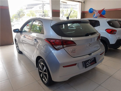 Imagem 4 de 11 de Hyundai Hb20 1.6 Comfort Plus 16v Flex 4p Automático