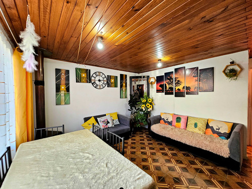 Rrb// Vende Casa 2d/1b Los Lirios (100774)