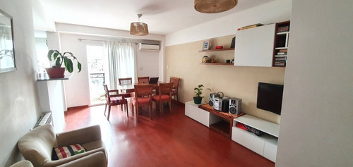 Imagen 12 de 13 de Departamento De 3 Ambientes Con Cochera En Excelente Ubicación.