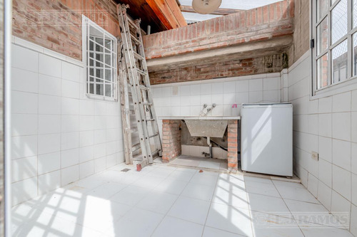 Casa Con Excelente Lote En La Horqueta, A Pocas Cuadras Del Colegio Newman.
