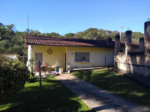 Imagem 3 de 14 de Ótima Chacara Completa Toda Murada E Privativa