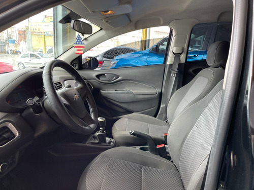 Imagem 3 de 10 de Chevrolet Onix 1.0 Lt Spe/4 2017/2018 Completo