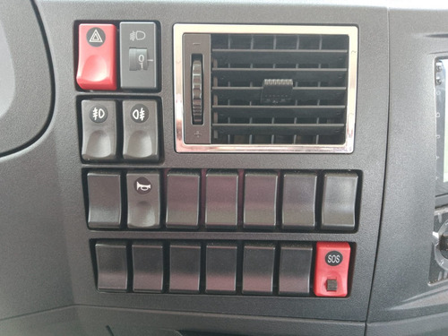 Dfac Dongfeng Chasis Cabina 14.0 Toneladas 2025