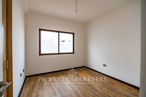 Casa Nueva Y Exclusiva En Sector Peñuelas