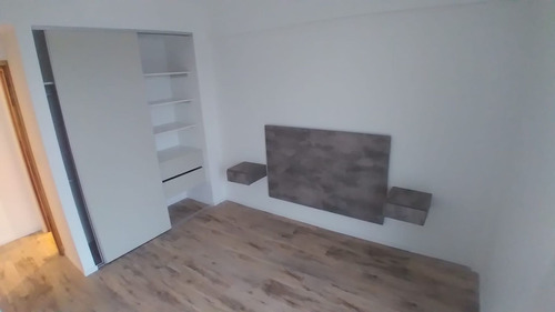 Excelente Departamento Un Dormitorio 6 E/ 65 Y 66