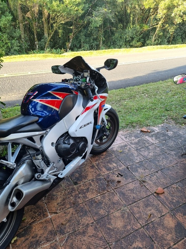 Imagem 5 de 7 de Honda Cbr1000rr