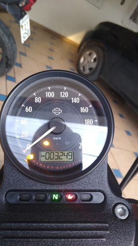 Harley Davidson Xl883 N Iron