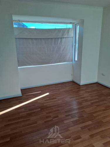 Casa En Arriendo De 4 Dorm. En Valles Del Country Talca