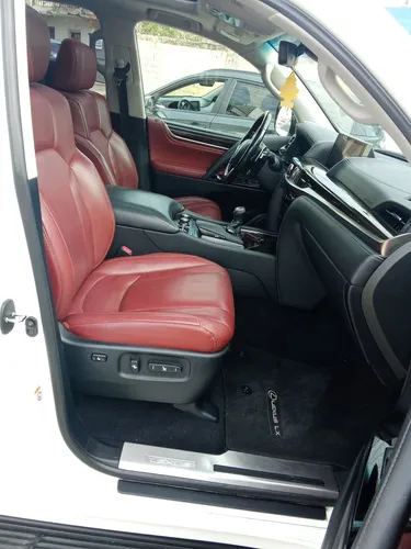 Lexus Lx570