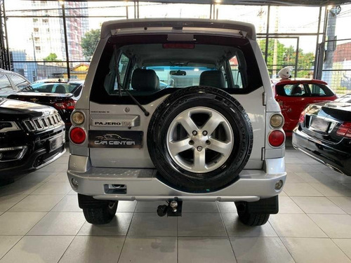 Imagem 5 de 9 de Mitsubishi Pajero Tr4 2.0 4x4 16v 140cv Flex 4p Automático 2
