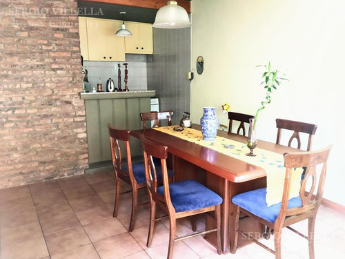 Imagen 1 de 19 de Virasoro 2542 - Departamento Pasillo De Dos Dormitorios En Venta En Rosario
