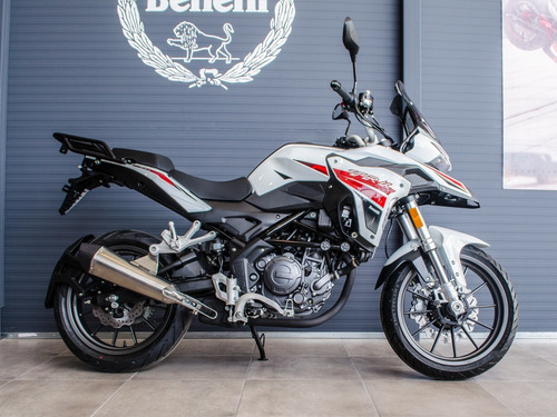 Imagen 21 de 25 de Benelli Trk 251 - Mejor Contado - Jj