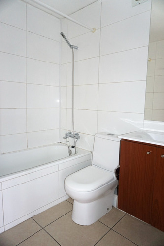 1 Dormitorio 1 Baño, Con Estacionamiento Y Bodega.