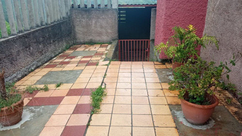 En Venta Espectacular Casa Campestre Con Clima De Montaña En Gavilanes. A 30 Min De Caracas / Aa