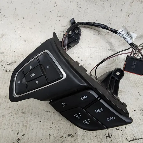 Comando Satelital Volante Ford Focus 3 2014 En Adelante