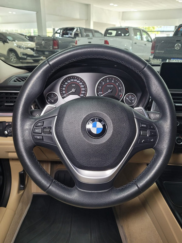 BMW Serie 3 3.0 330i Sedan Sport Line 252cv