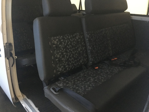 Kombi 12 Lugares