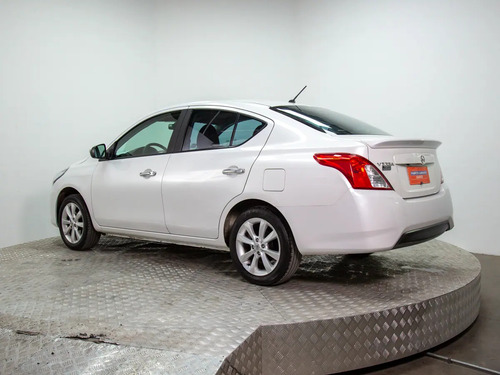 Nissan Versa 1.6 Advance (radio Touch) Mt 2020