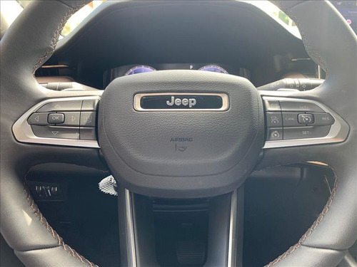 Imagem 4 de 14 de Jeep Compass 1.3 T270 Turbo Limited