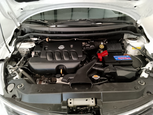 Nissan Tiida 1.8 Visia 5 p