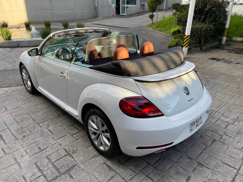 Imagen 6 de 15 de Volkswagen Beetle Cabriolet Turbo 2017