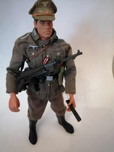 Gi Joe Aventurero Dragon 1 /6 Oficial Alemán Teniente 