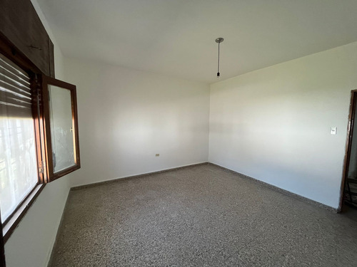 Venta Casa 3 Dormitorios Los Boulevares - Amplio Patio