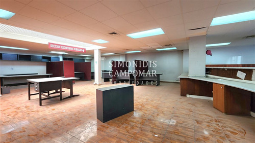 Local Comercial En Arriendo Planta Libre, Metro Plaza Maipú